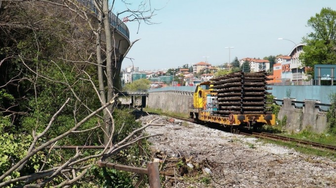 Raccordo ferroviario da Aquilinia all'area FreeEste-Wartsila: partiti i lavori